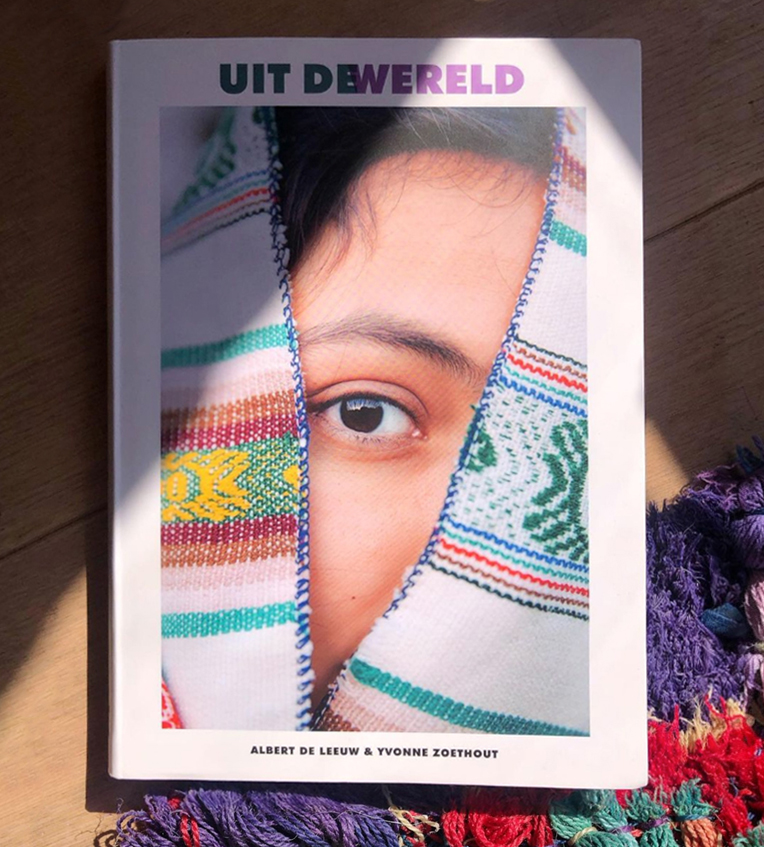Book - Uit De Wereld
